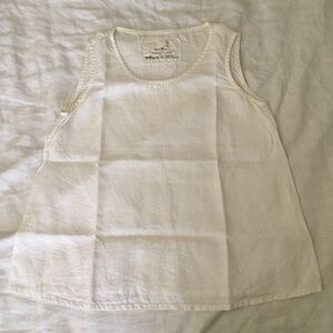 Not perfect linen Small Vienna top in white